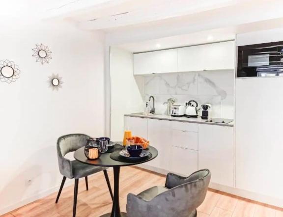 Majord'Home Spa 4*-L'Elegance-Balneo Vieille Ville Анси Екстериор снимка